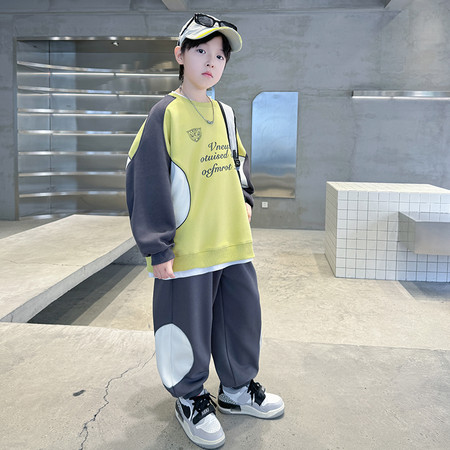 Hot Edition Bear & B631-Drawstring Colorblock Sweatshirt Set