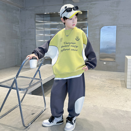 Hot Edition Bear & B631-Drawstring Colorblock Sweatshirt Set