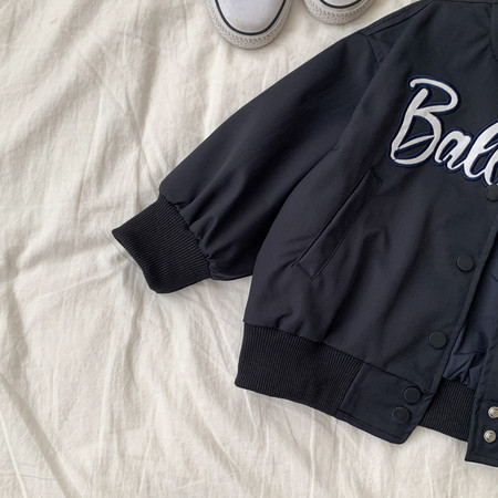 Kiss baby & DJ-2558 embroidered ball jacket.docx